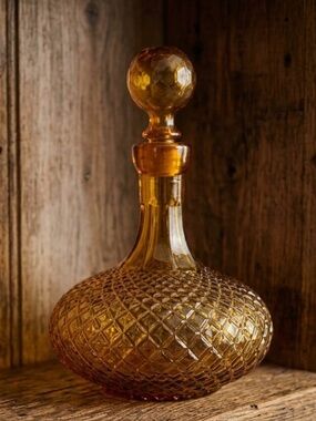 Empoli diamond point amber glass decanter
Vintage
Mid-Century Modern